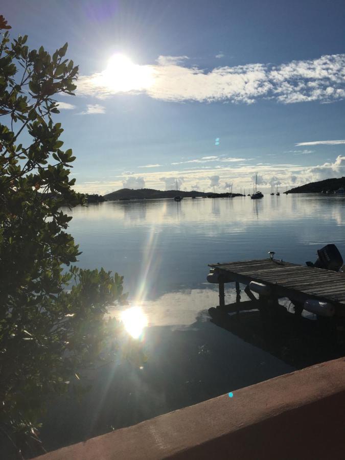 Naniqui - Only Adults -parking Golf Car Only * Isla Culebra