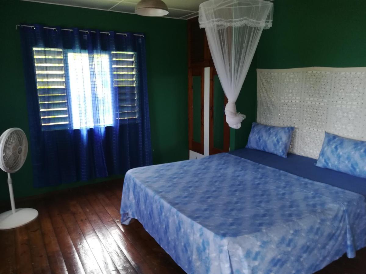 Toga Port Antonio