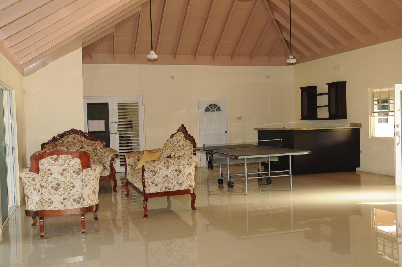 - Drax Hall Country Club 2-bed Luxury Holiday home Ocho Rios