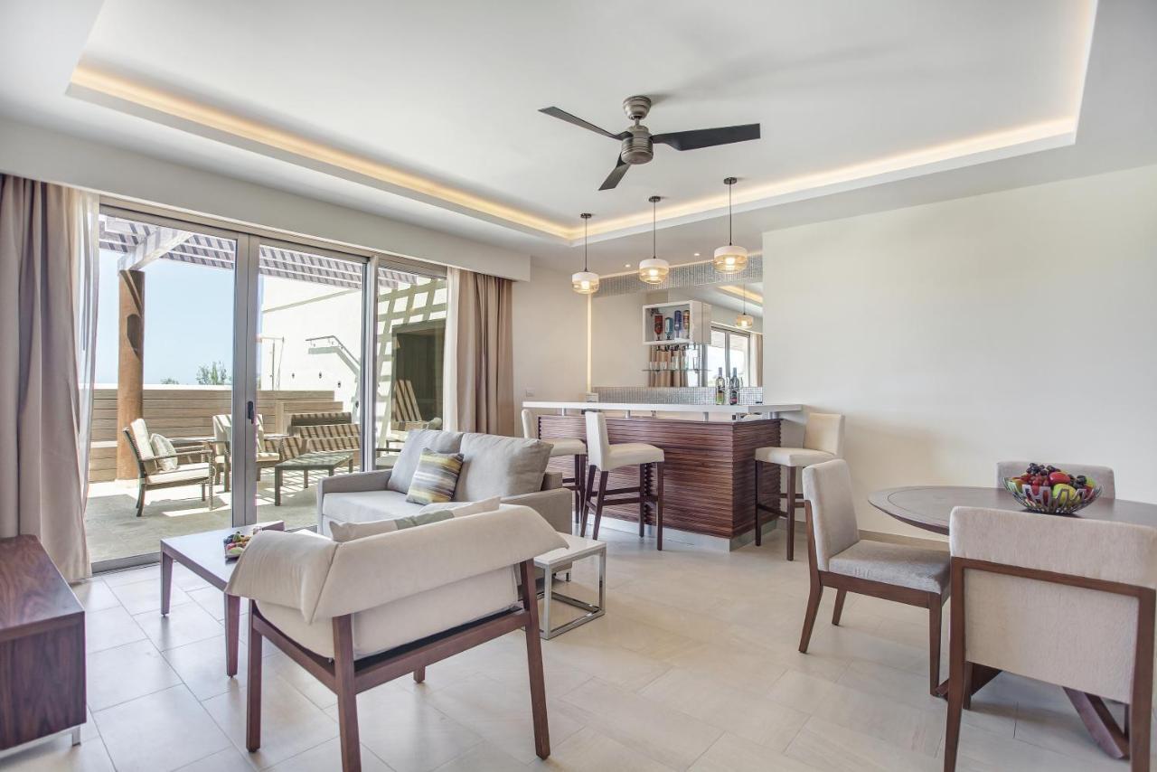 Royalton Saint Lucia, An Autograph Collection Gros Islet