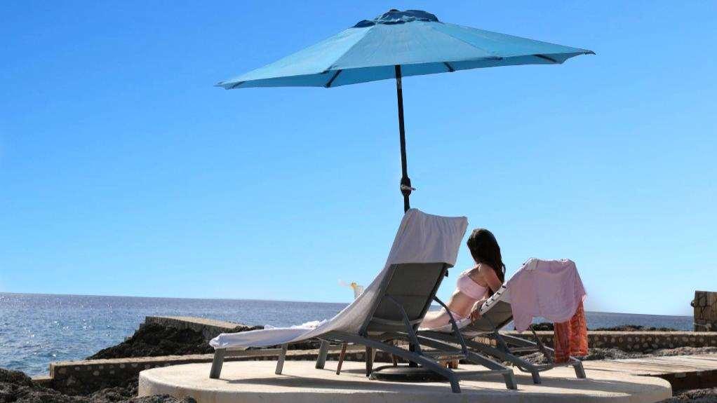 The Cliff Hotel