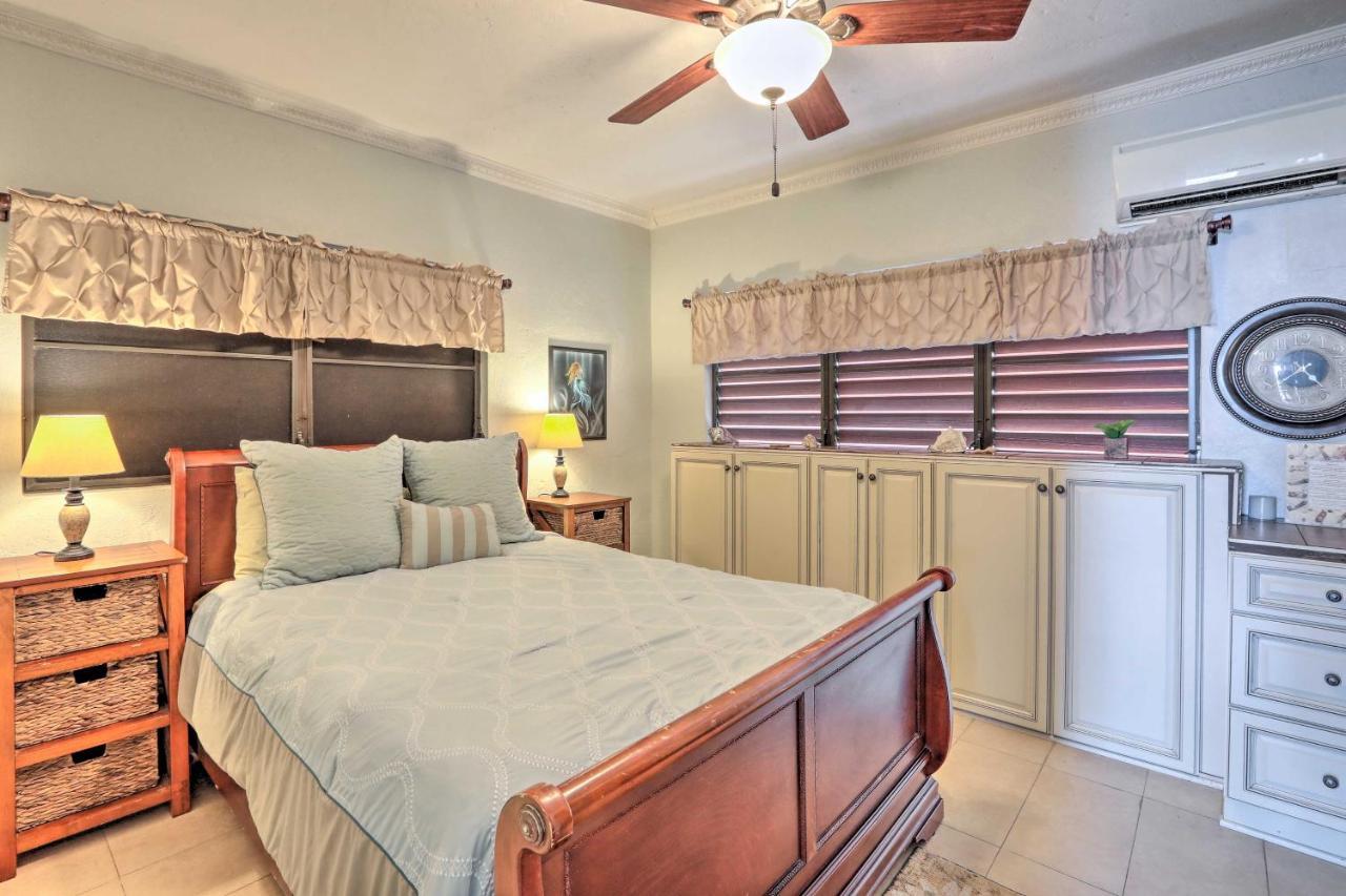 Saint Thomas With Ocean Views, Walk To Beach! Frydendal