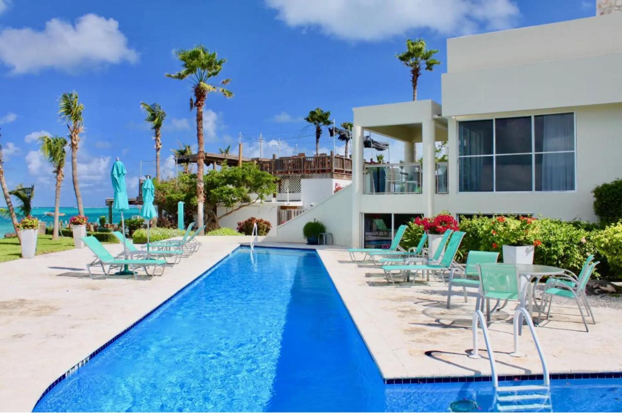 Resort Coral Gardens On Grace Bay