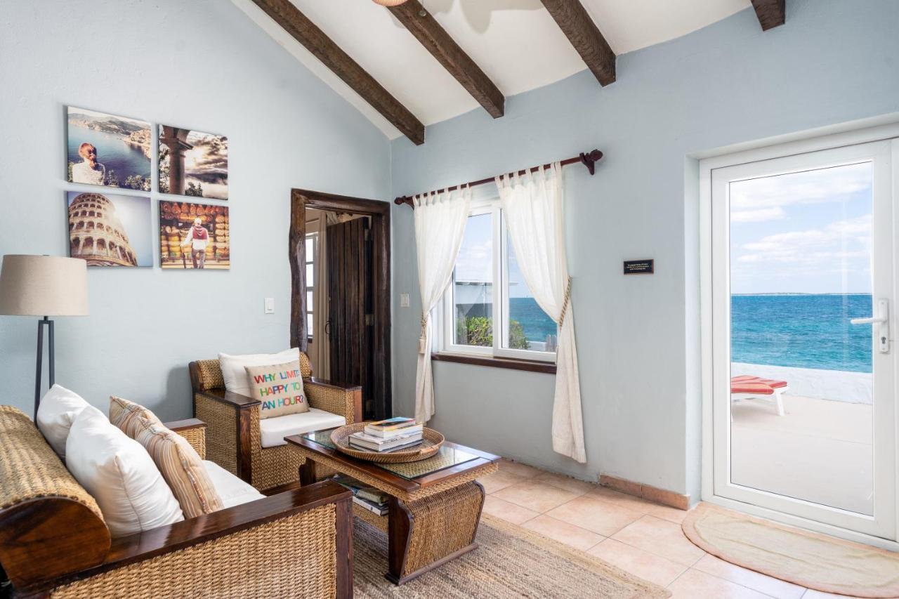 Water's Edge - Oceanfront With Private Pool