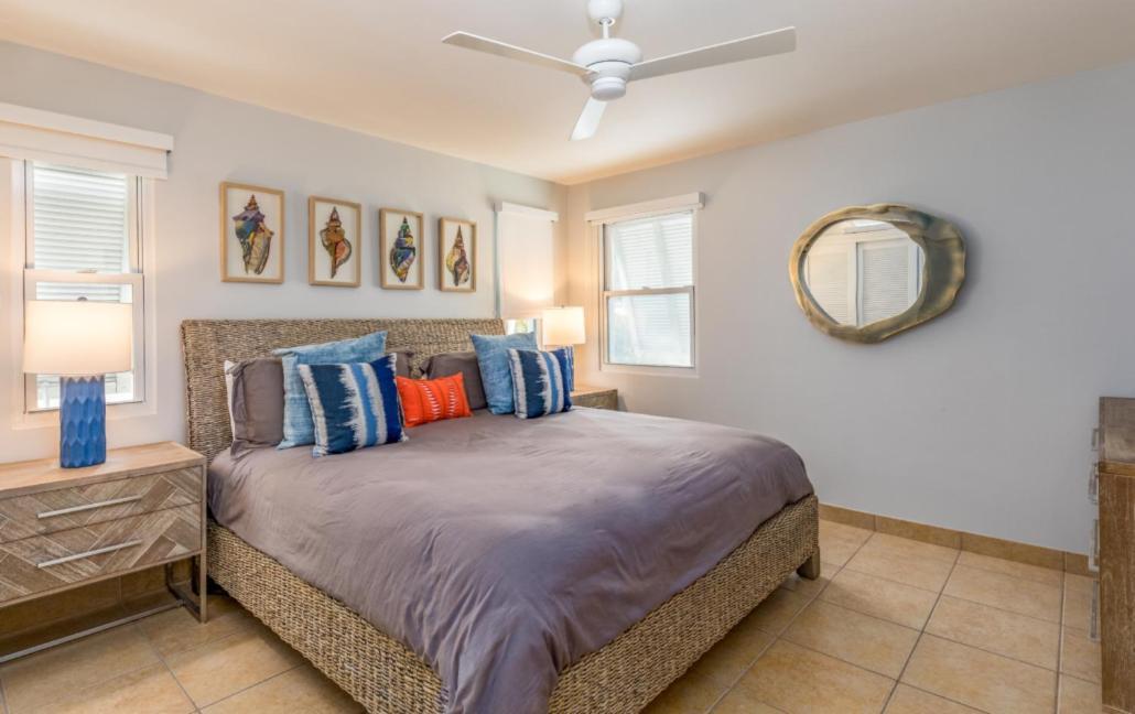Coral Gardens On Resort Grace Bay