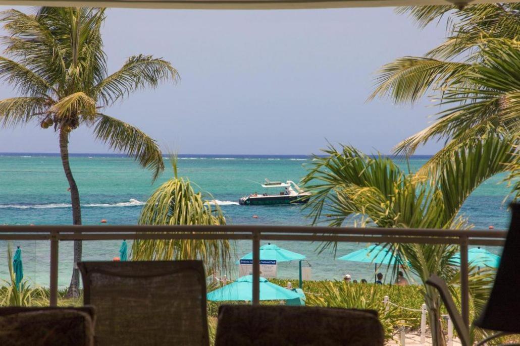 Coral Gardens On 3* Grace Bay