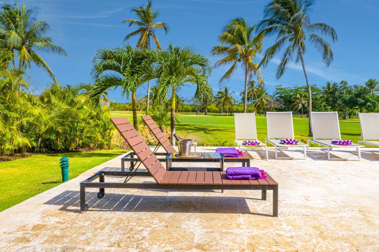 Luxury & Modern With Pool At Cocotal Golf & Country Club Villa