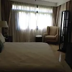 Lifestyle Royal Suites
