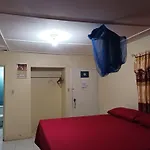 Tina\'S Guest House