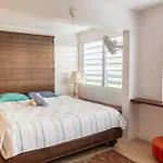 Hill Top Apartment With 360 Degree Balcony View