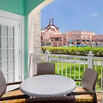 Harborside Resort & Vacation Rentals At Atlantis