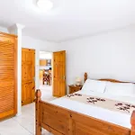 Woburn Villas