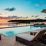 French Leave Resort, Autograph Collection
