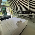 The Sea Cliff Hotel Resort & Spa
