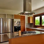 Villa 12, Punta Cayuco