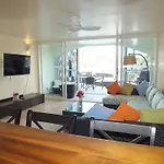 Bella Villa At Jolly Harbour