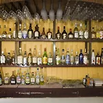 Rocky\'S Rock & Blues Bar And Hotel