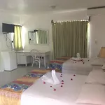 Aparta Hotel Lomar