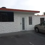 Safe Quiet Apartments Near Airport