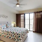 Crescent Cove 87 At Palmas