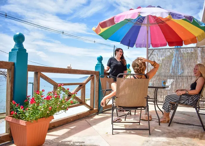 Flamboyan Guest House
