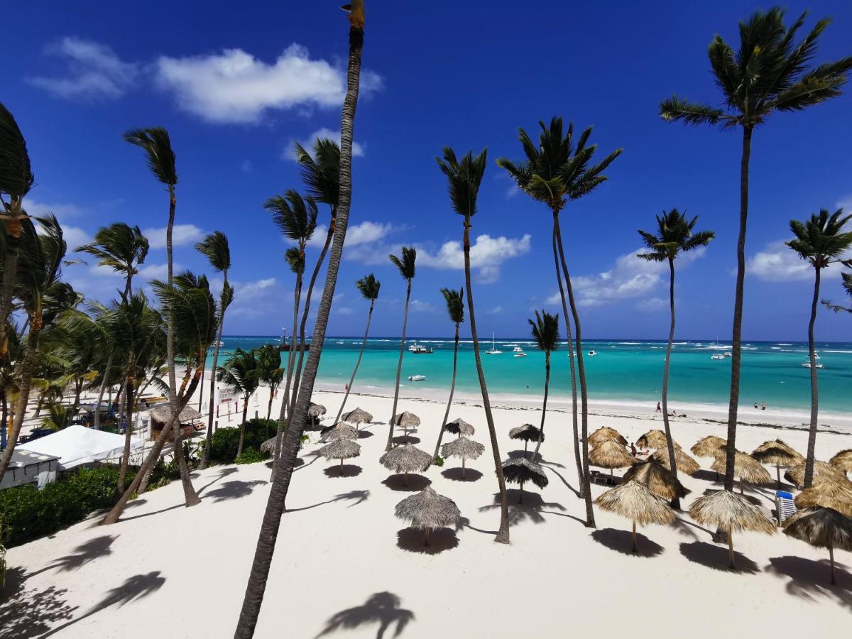 With Bbq & Wifi Access To Swimming Pool - Playa Corales Villa Punta Cana