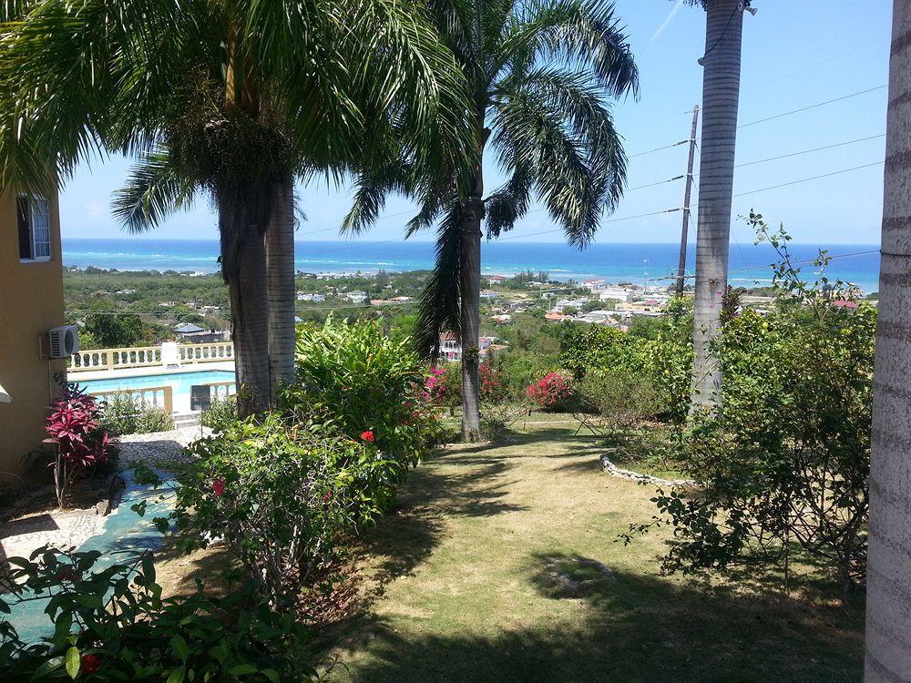 Hotel Emerald View 3*