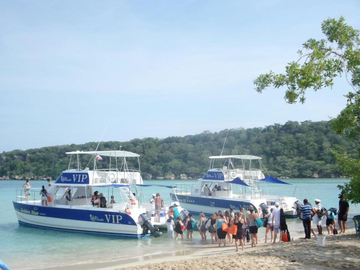 Hotel Bay Punta Rucia