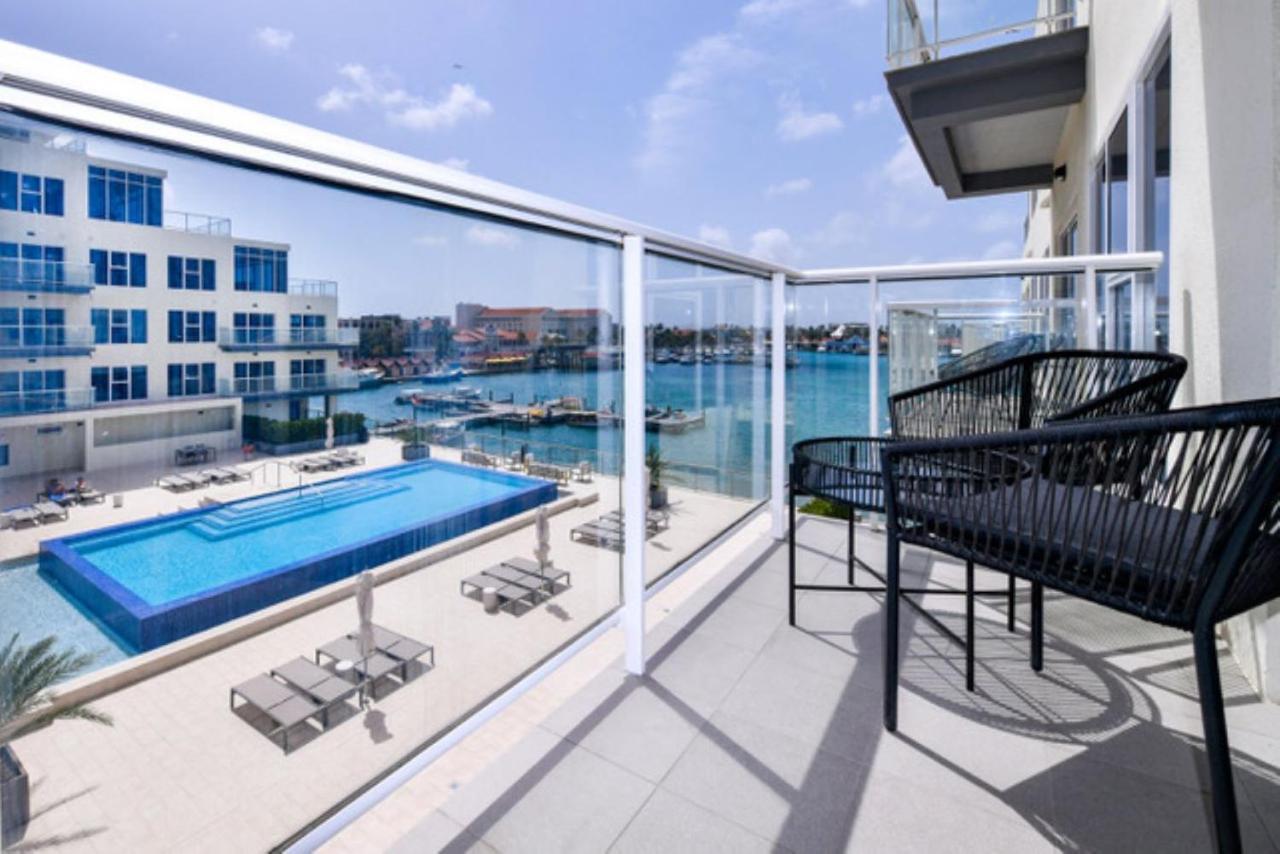 Stylish Luxury Condo, Location, Ocean View, Pool, Gym Apartamento *