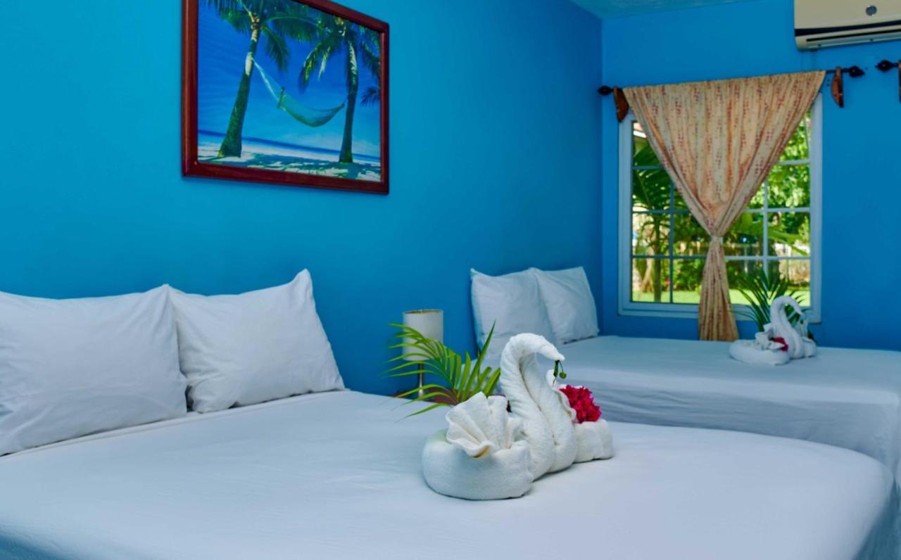 Hotel Yellow Bird Sea