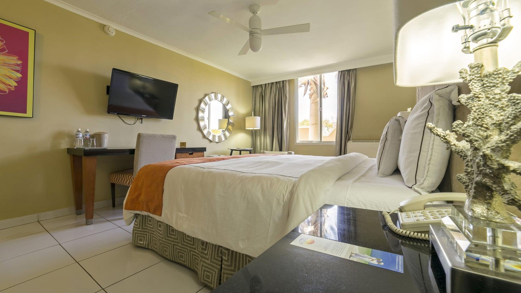 Tryp By Wyndham Aruba (adults Only) Hotel