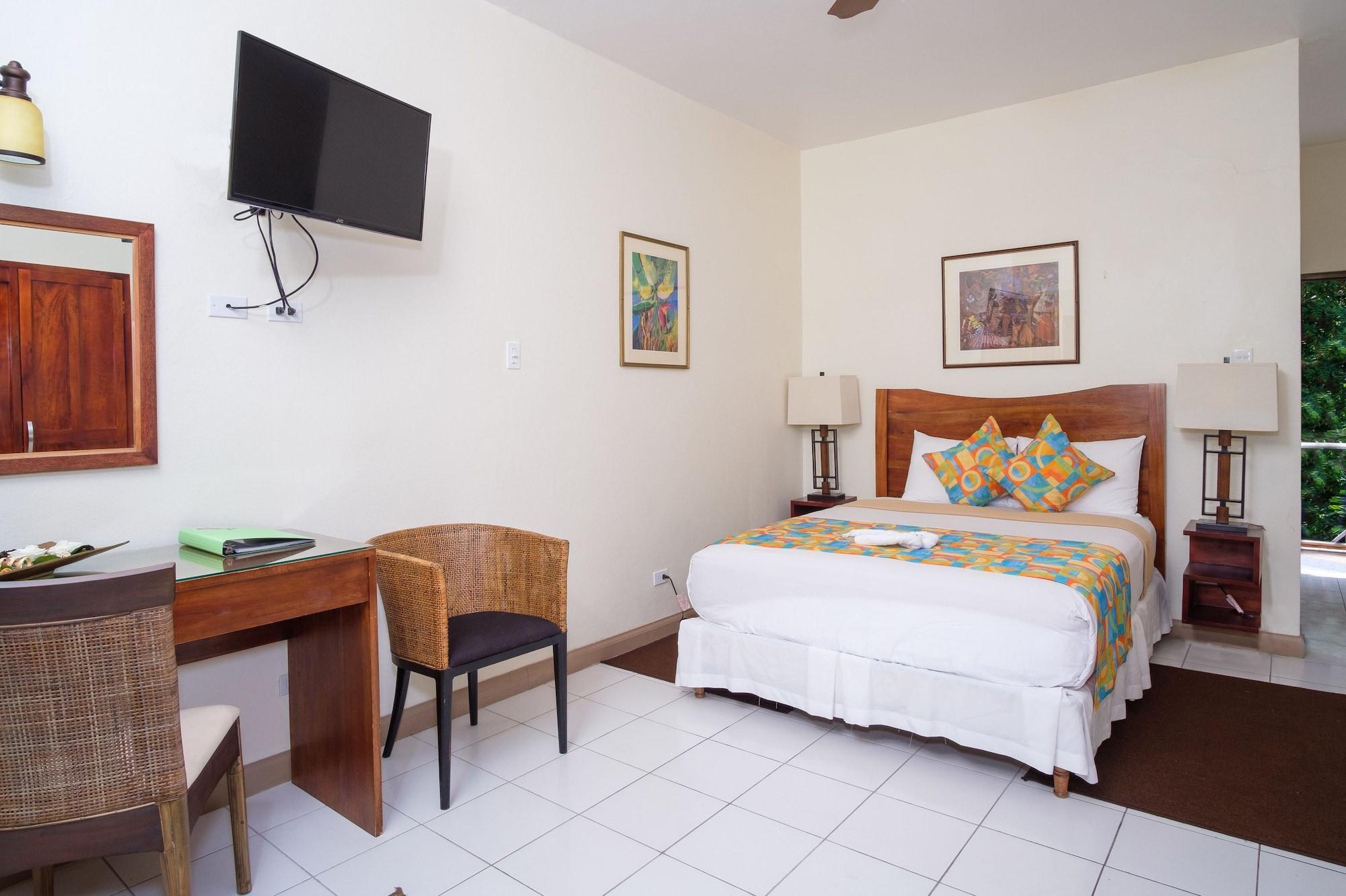 Hibiscus Hotel 3*