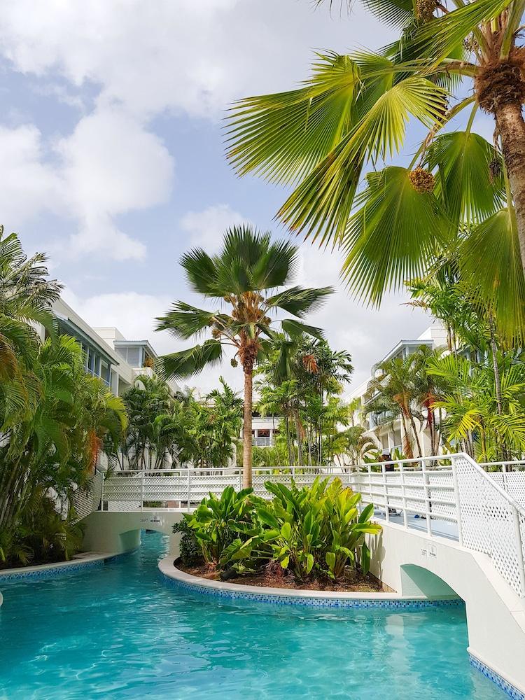 Savannah Hotel 4*