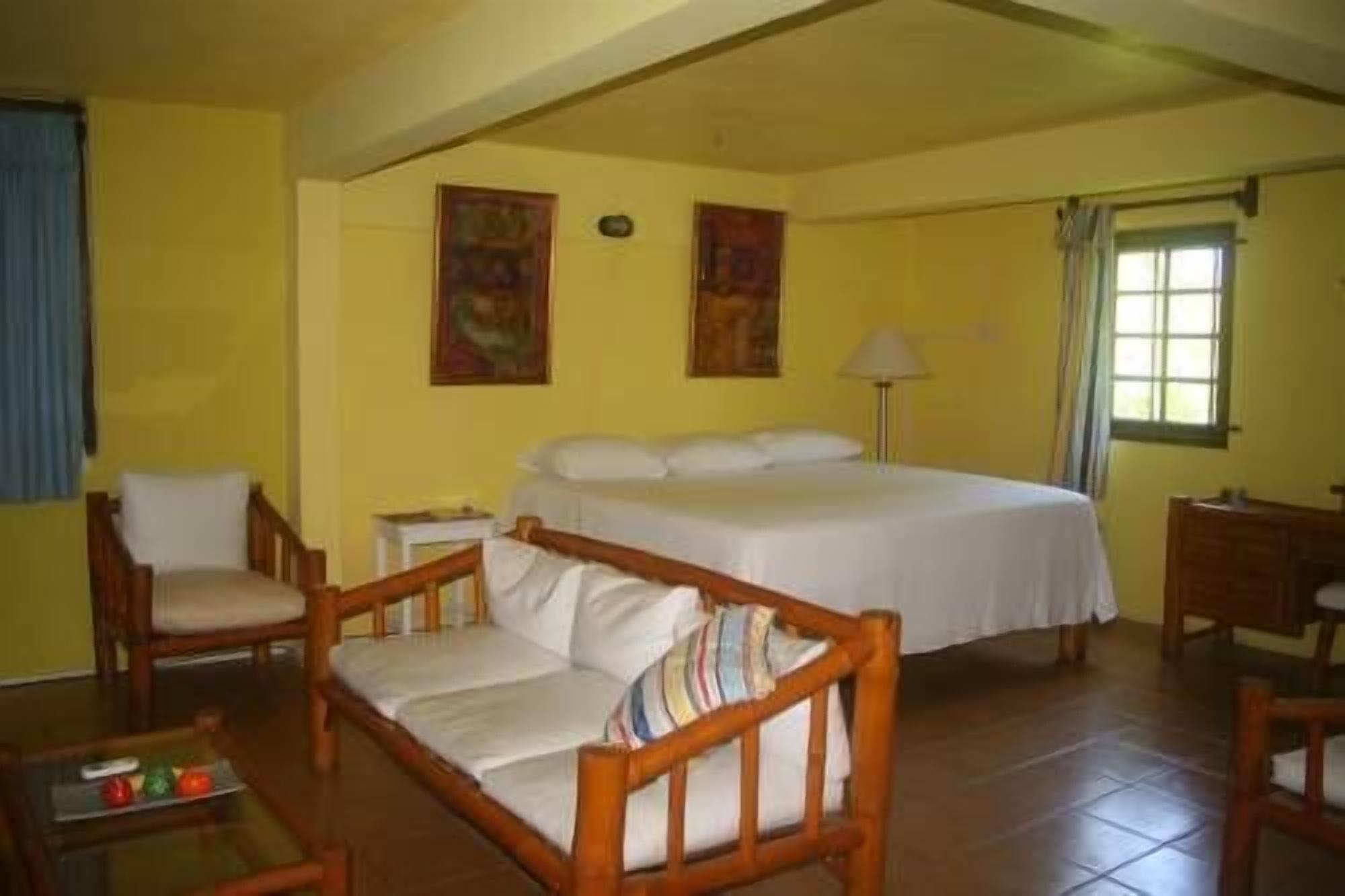 Idlers' Rest 4* Black River