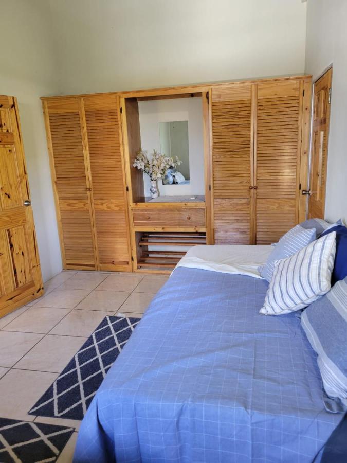 Memories And Apartamento *