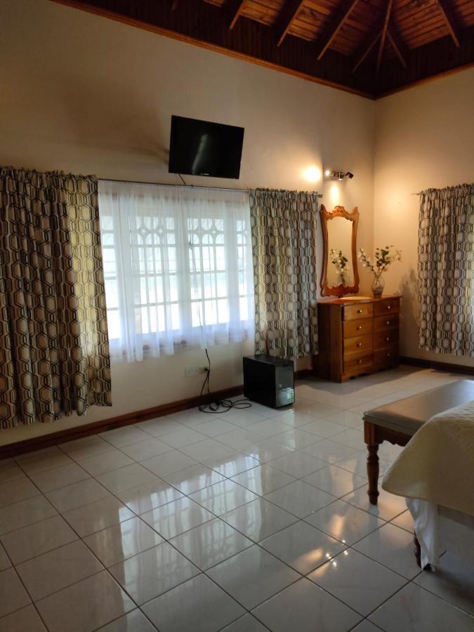 Zuri Enterprise * Negril