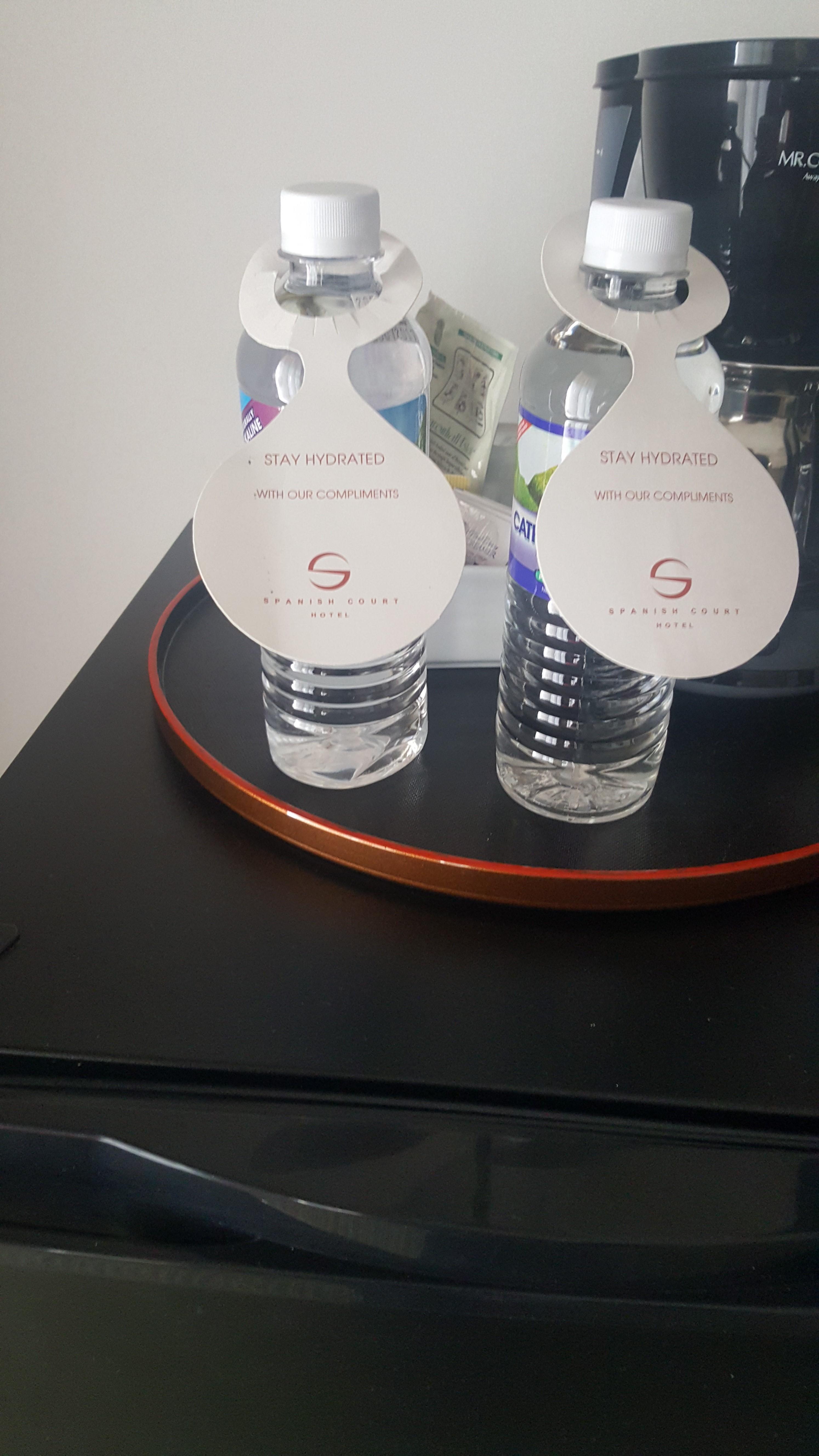 Hotel S