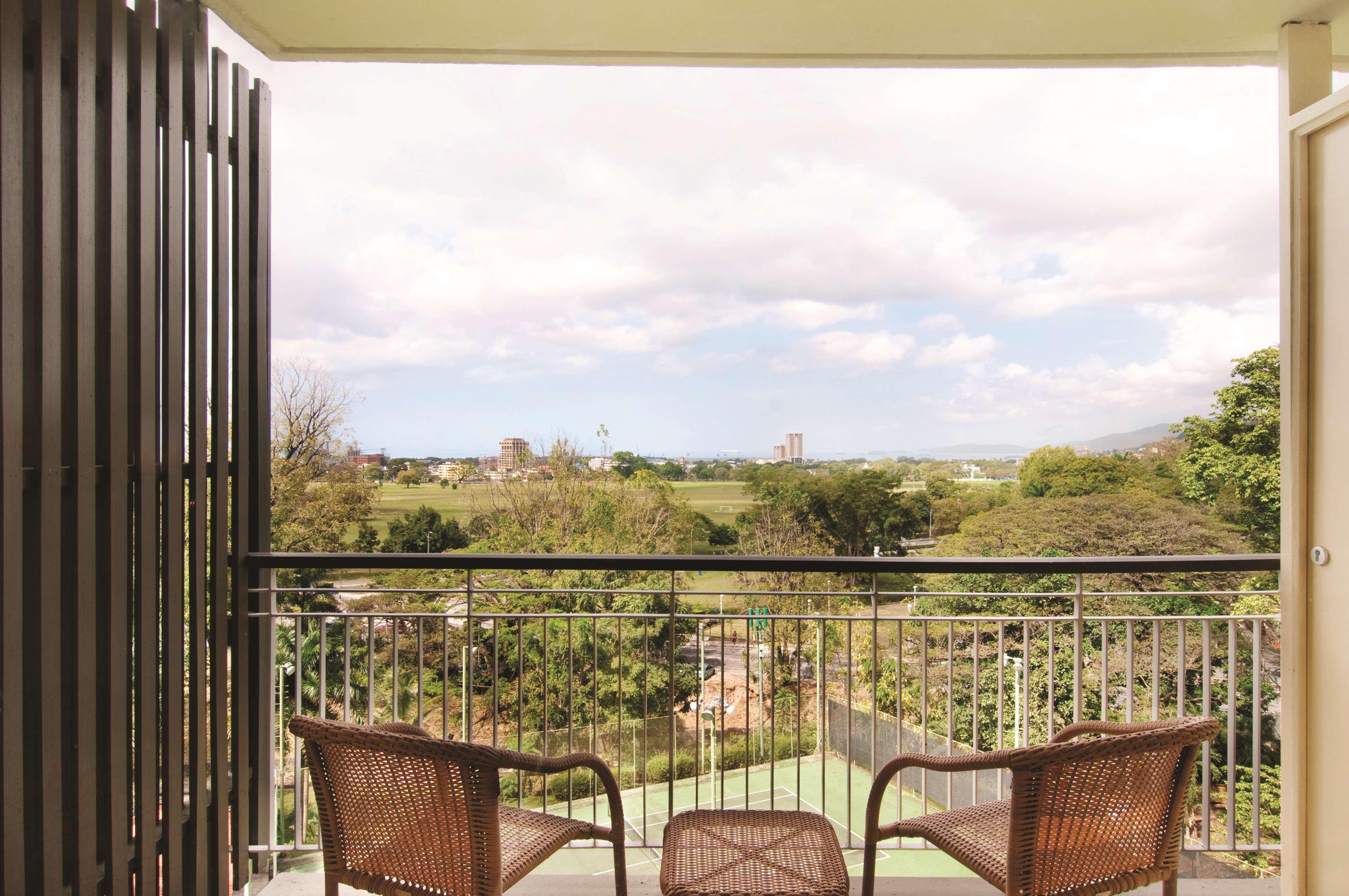 Hilton Trinidad & Conference Centre 3*