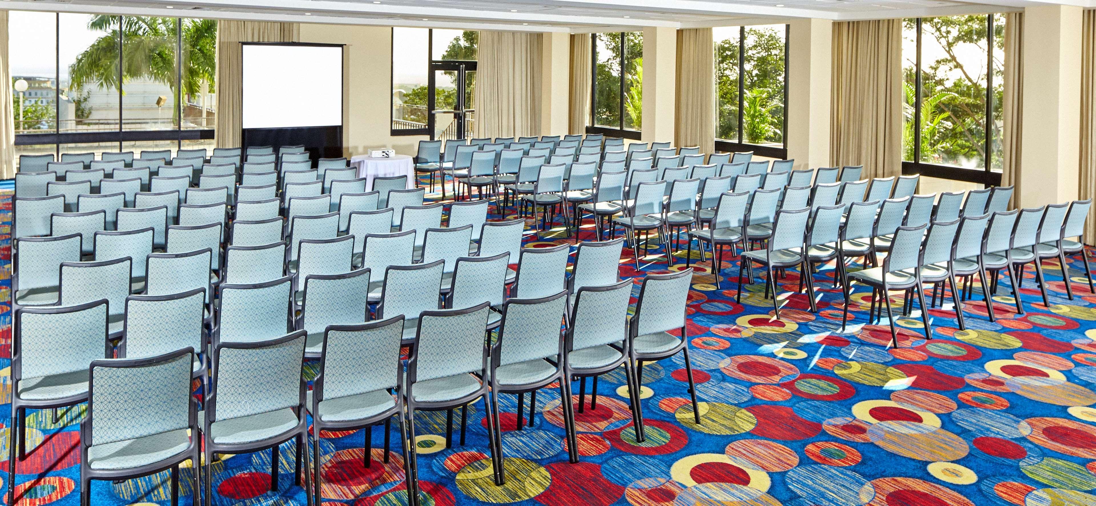 Hotel Hilton Trinidad & Conference Centre