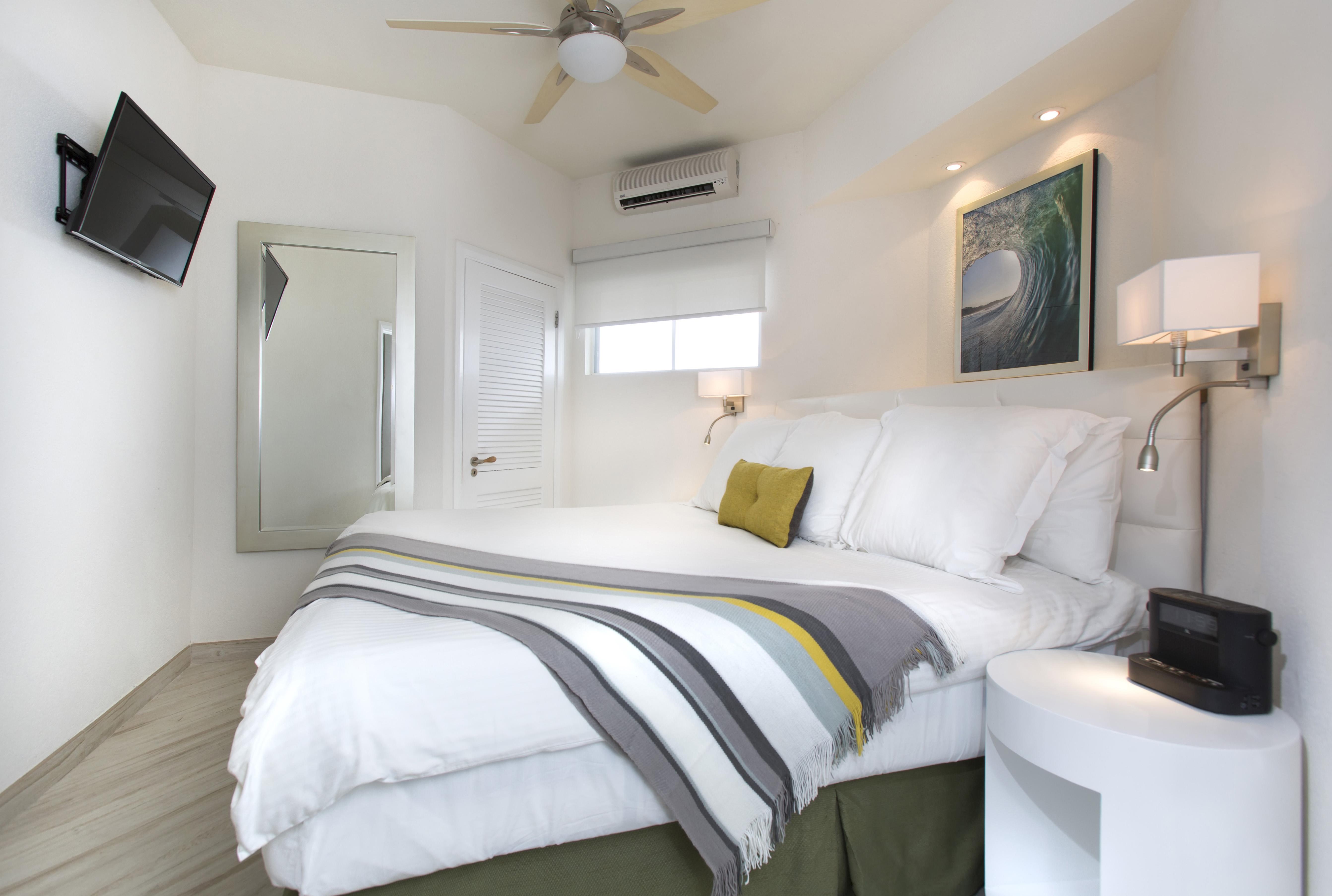 Hotel South 4*