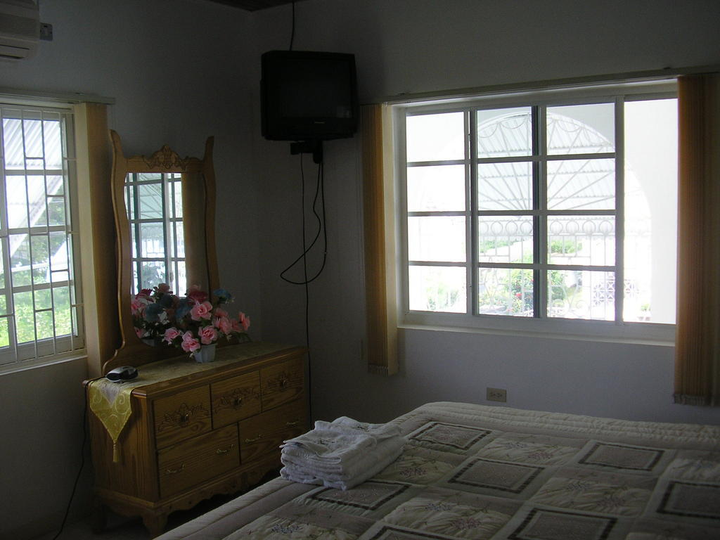 Paradise Place Apartment