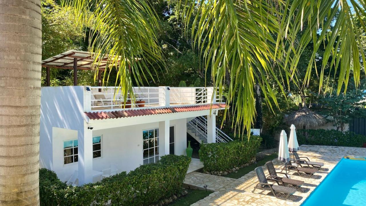 Hotel Coral Blanco