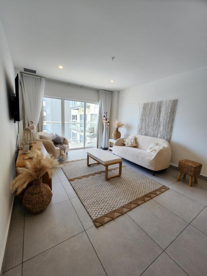 Aruba Dream Getaway 2br/2bt Ocean & Pool View Apartment Oranjestad