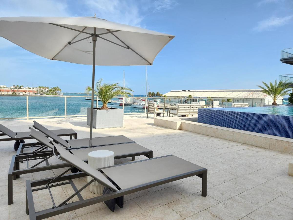 Aruba Dream Getaway 2br/2bt Ocean & Pool View Apartment Oranjestad