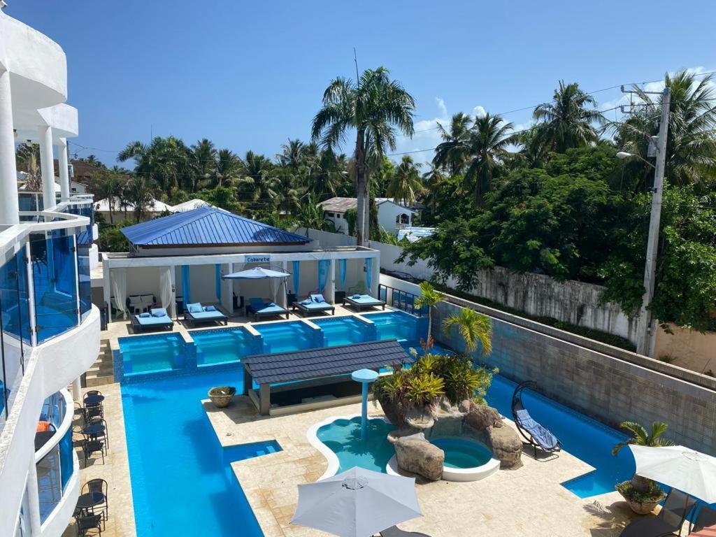 El Resort 3*