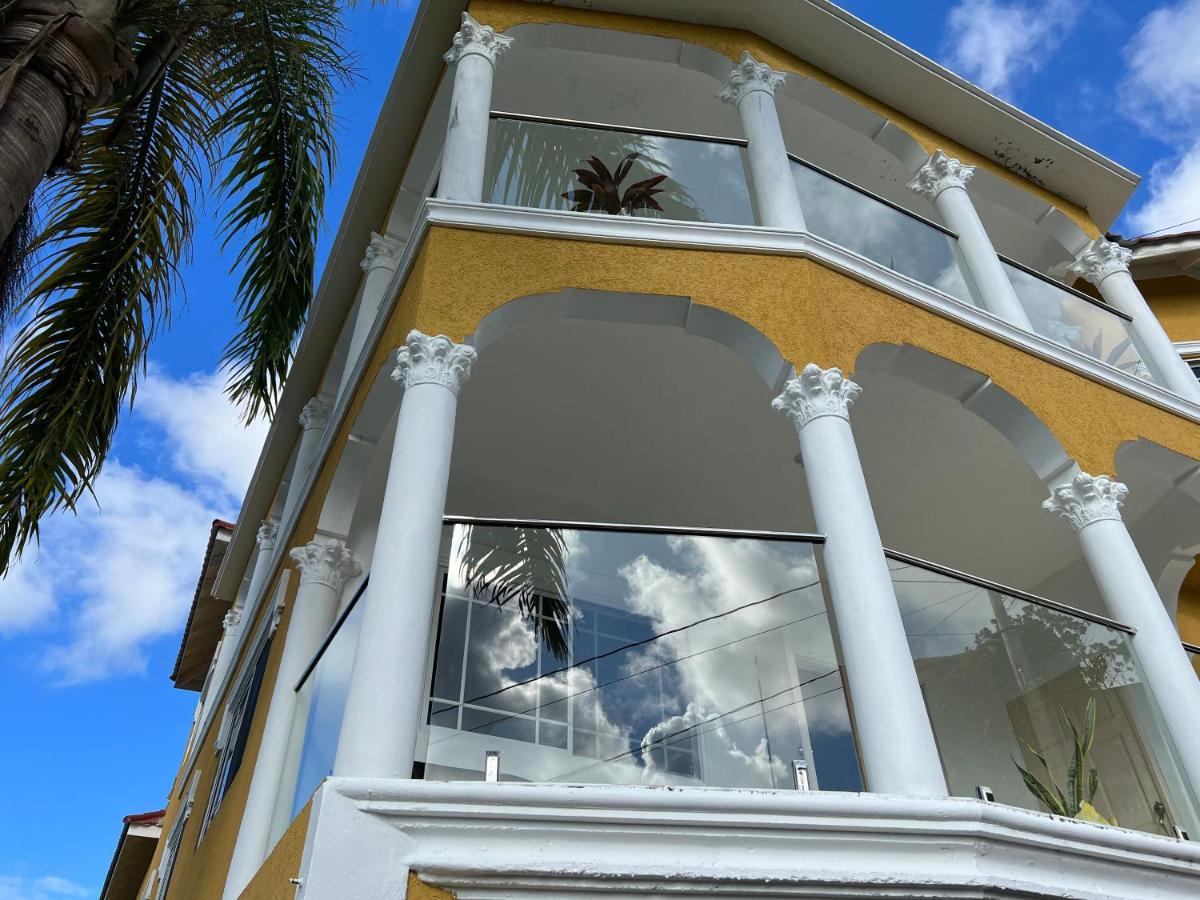 Hill View Vacational Bed & Breakfast *