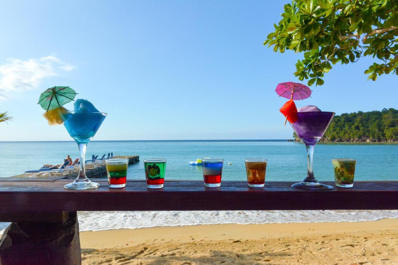 And Tan Ocho Rios