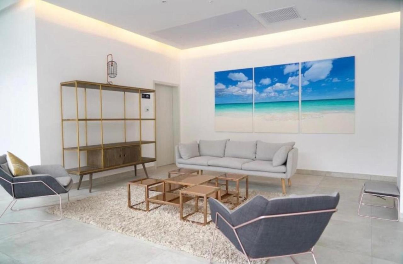Apartamento Stylish Luxury Condo, Location, Ocean View, Pool, Gym *