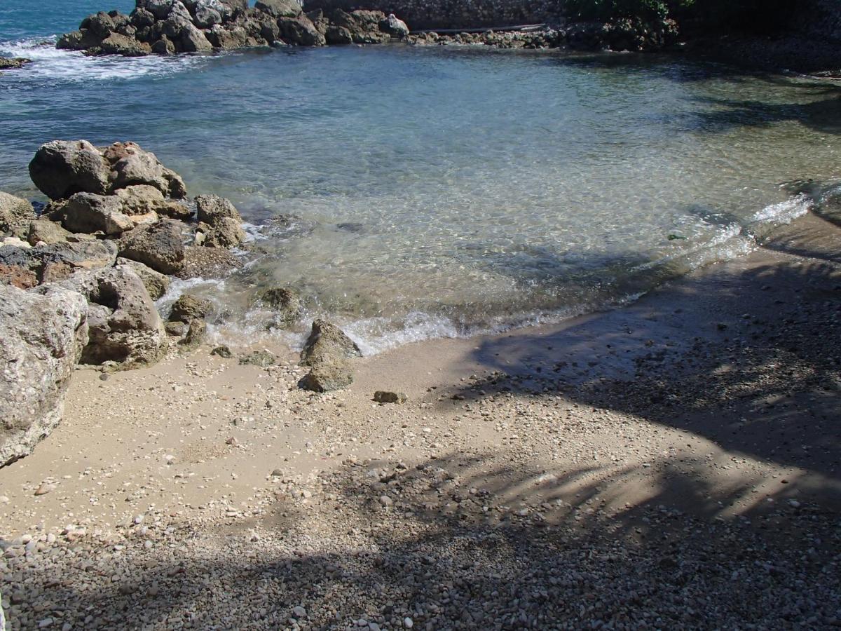 Chrisanns Ocho Rios