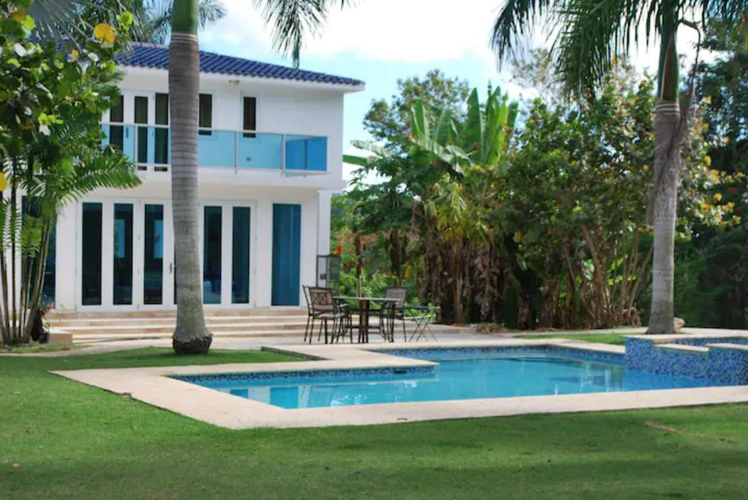 World Point 3* Manati